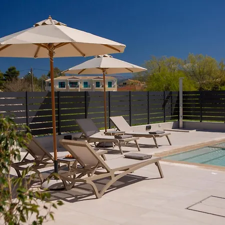 Arente アパート Lefkáda